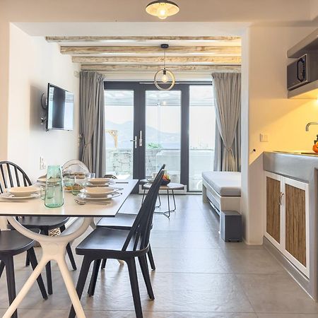 אדאמאס Aelia Suites מראה חיצוני תמונה